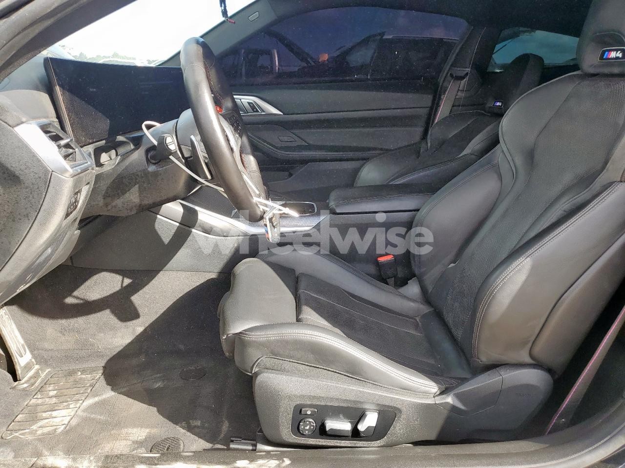 Photo 7 of 2024 BMW M4 COMPETITION (VIN WBS43AZ01RCR01576)