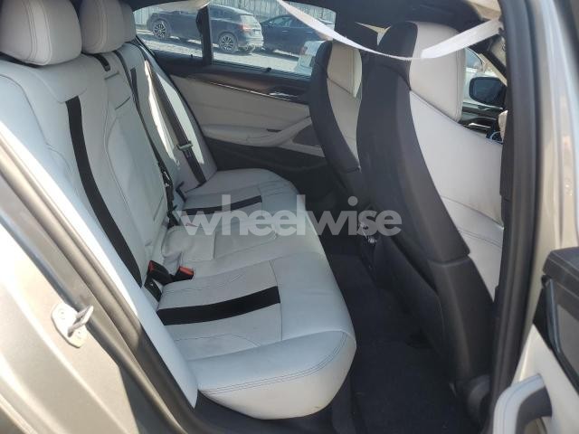 Photo 8 of 2021 BMW M5 (VIN WBS83CH03MCG36024)