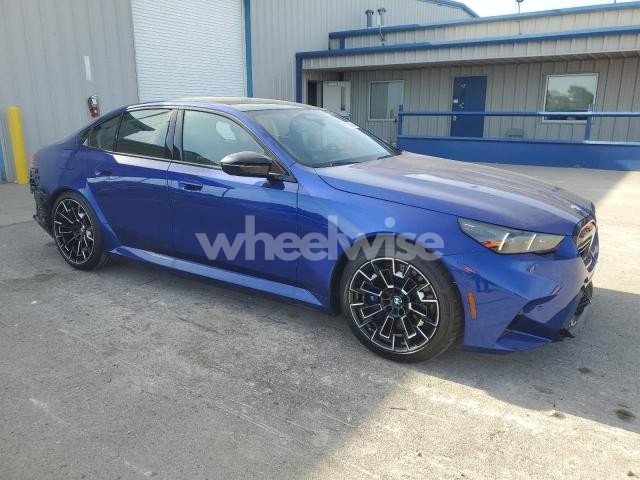 Photo 2 of 2025 BMW M5 (VIN WBS83FK02SCU89103)