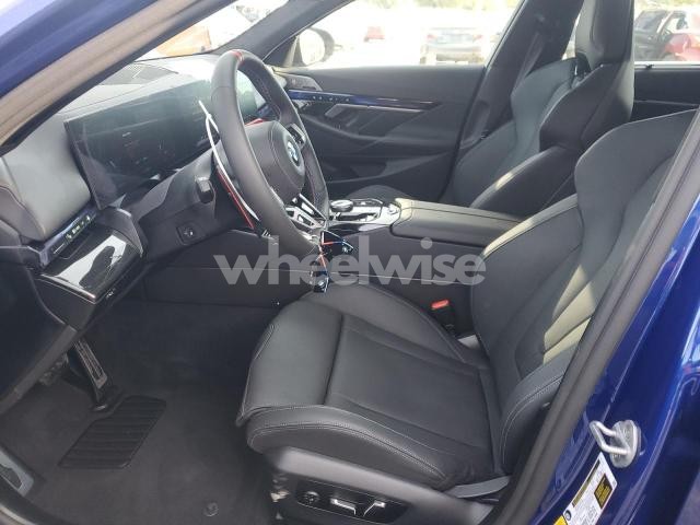 Photo 4 of 2025 BMW M5 (VIN WBS83FK02SCU89103)