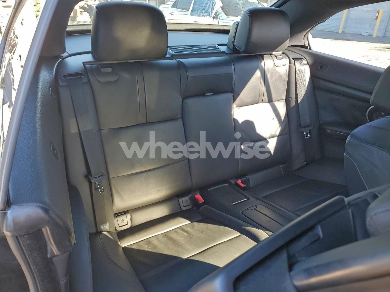 Photo 10 of 2011 BMW M3 (VIN WBSDX9C56BE784255)