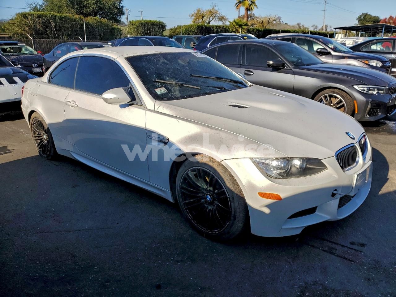 Photo 4 of 2011 BMW M3 (VIN WBSDX9C5XBE783965)