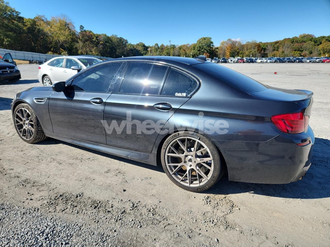 Photo 2 of 2013 BMW M5 (VIN WBSFV9C53DD095815)