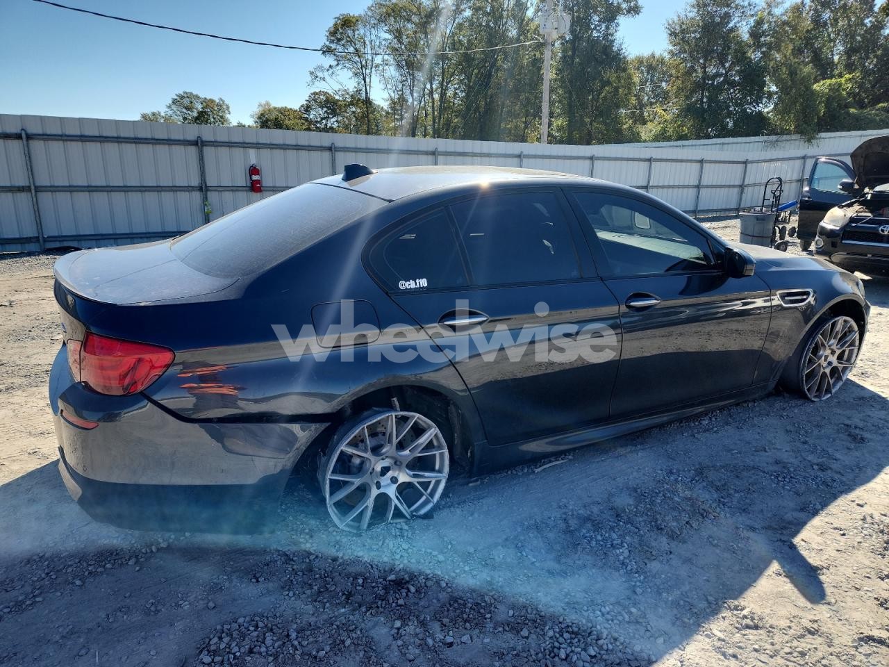 Photo 3 of 2013 BMW M5 (VIN WBSFV9C53DD095815)