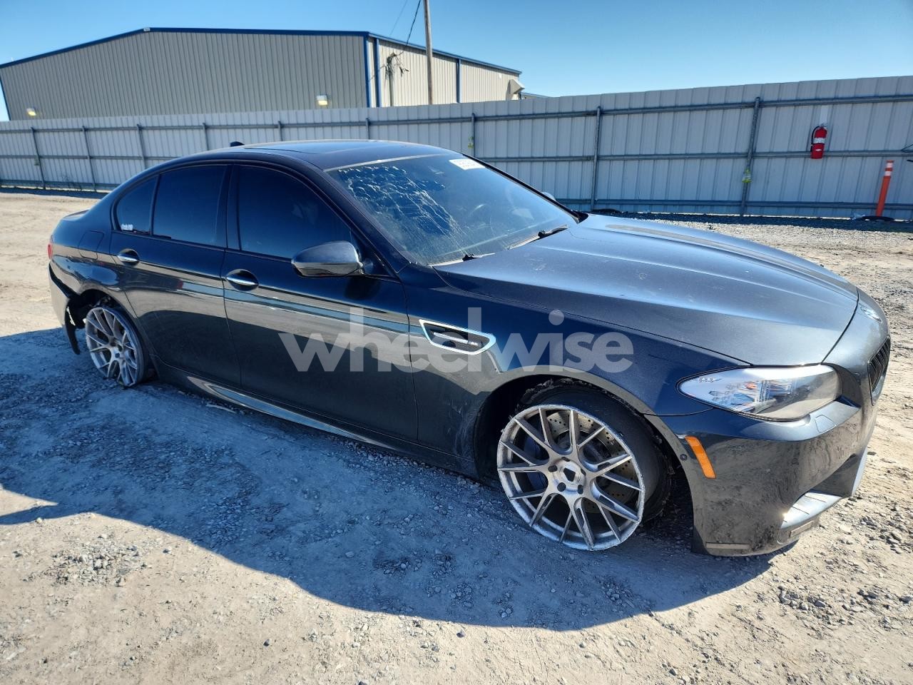 Photo 4 of 2013 BMW M5 (VIN WBSFV9C53DD095815)