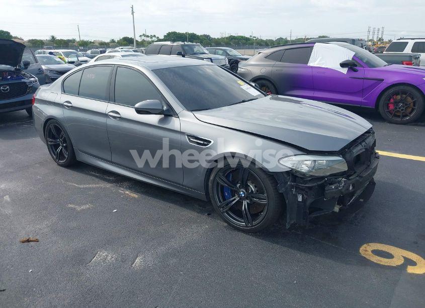 2013 Bmw M5 (VIN WBSFV9C53DD095989) main photo