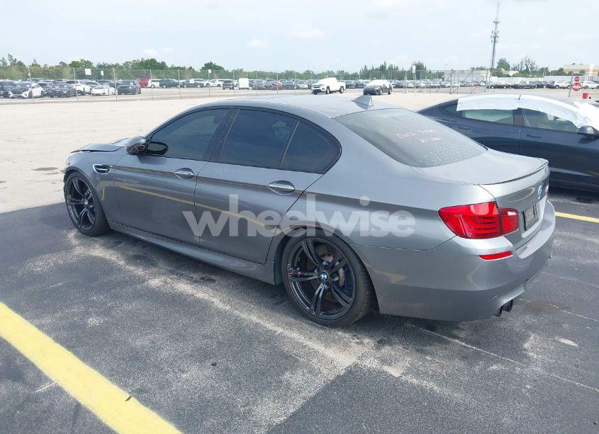 Photo 3 of 2013 Bmw M5 (VIN WBSFV9C53DD095989)
