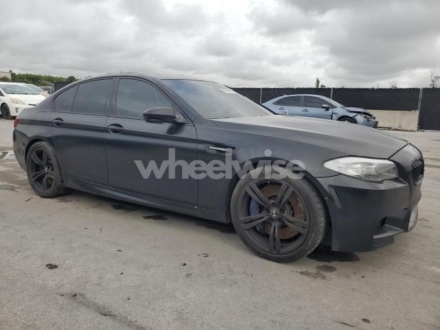 Photo 3 of 2013 BMW M5 (VIN WBSFV9C57DD096739)