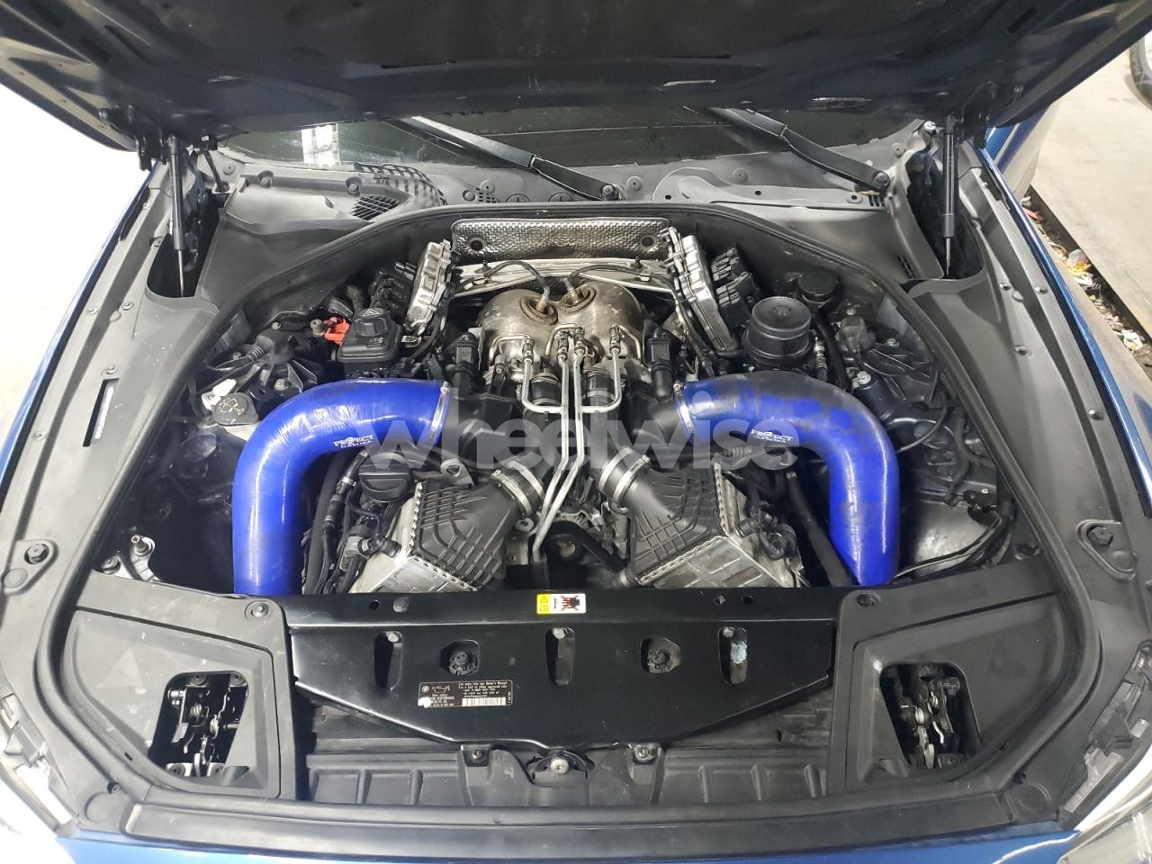 Photo 11 of 2014 BMW M5 (VIN WBSFV9C59ED097649)