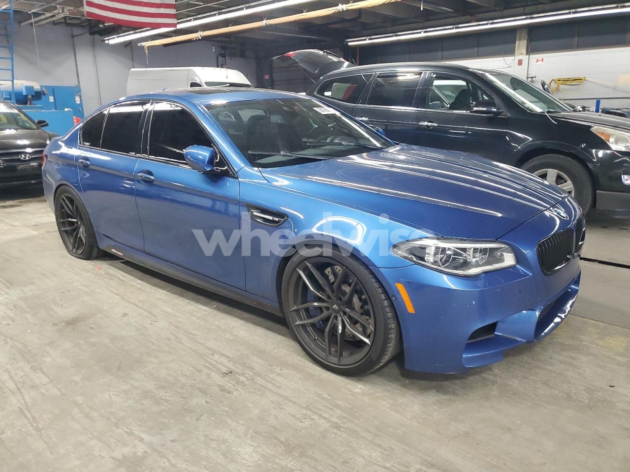 Photo 4 of 2014 BMW M5 (VIN WBSFV9C59ED097649)