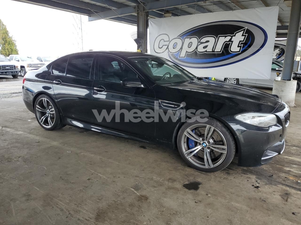 Photo 4 of 2013 BMW M5 (VIN WBSFV9C5XDC774132)