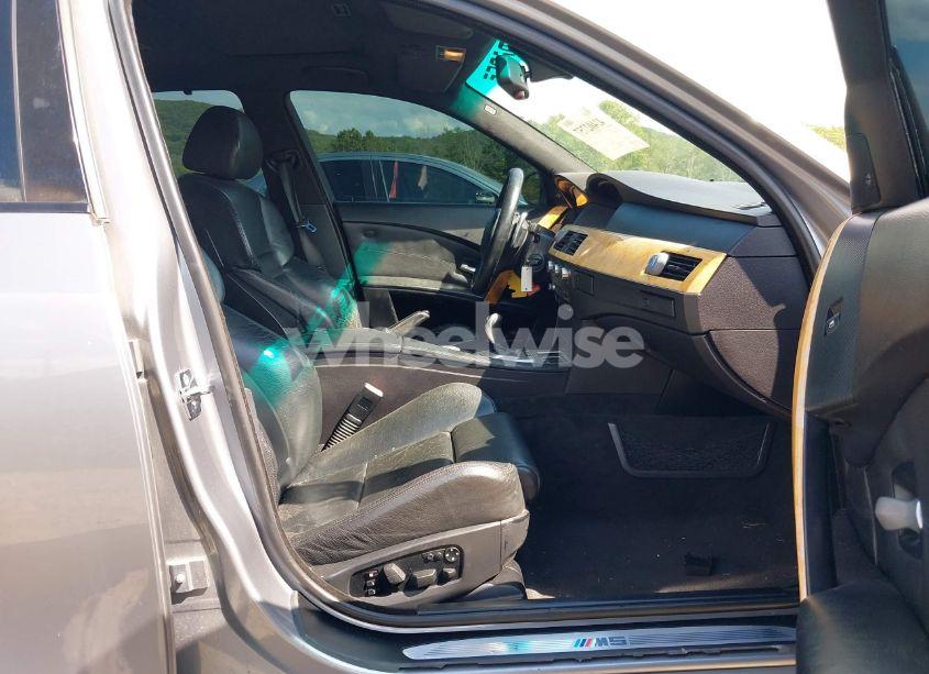 Photo 5 of 2006 Bmw M5 (VIN WBSNB93596B581998)