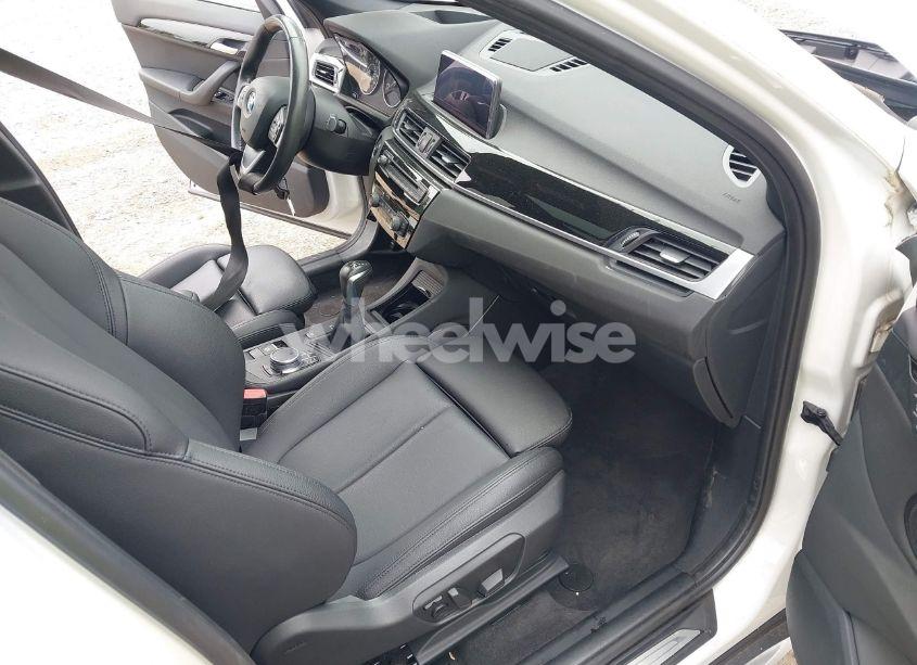 Photo 5 of 2018 Bmw X1 XDRIVE28I (VIN WBXHT3C33J5L26657)