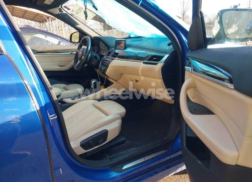 Photo 5 of 2017 Bmw X1 XDRIVE28I (VIN WBXHT3C34H5F79466)