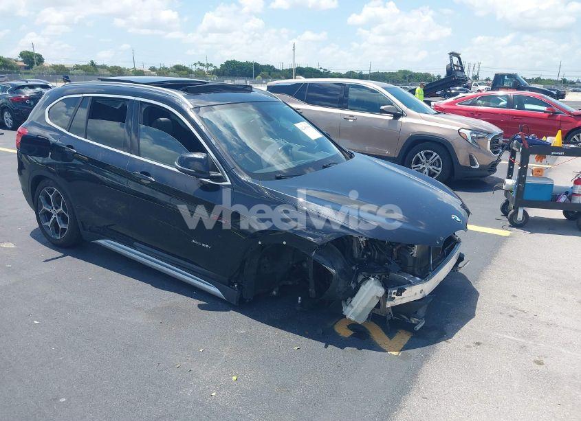 2018 Bmw X1 XDRIVE28I (VIN WBXHT3C35J5K27371) main photo