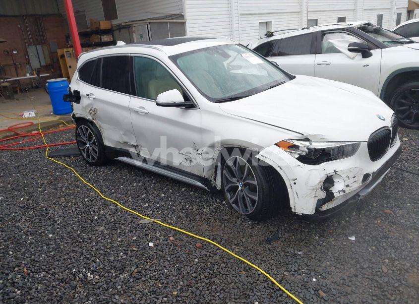 2017 Bmw X1 XDRIVE28I (VIN WBXHT3C36H5F74818) main photo