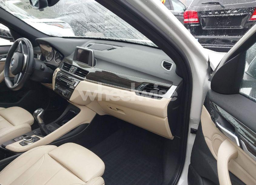 Photo 5 of 2017 Bmw X1 XDRIVE28I (VIN WBXHT3C36H5F74818)