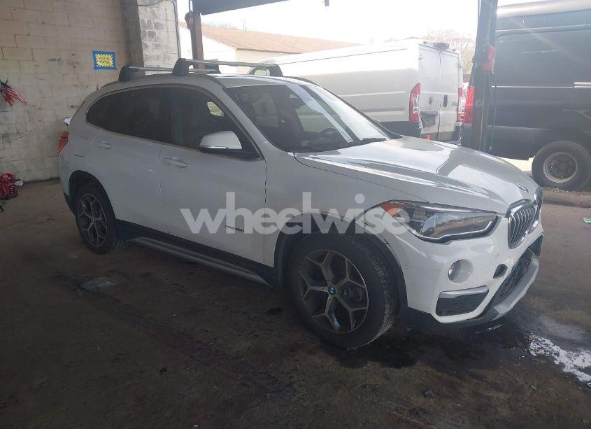 2017 Bmw X1 XDRIVE28I (VIN WBXHT3C37H5F71264) main photo