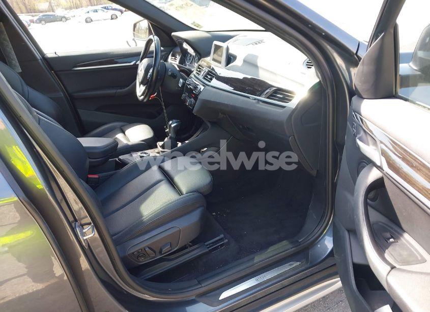 Photo 5 of 2017 Bmw X1 XDRIVE28I (VIN WBXHT3C38H5F85335)