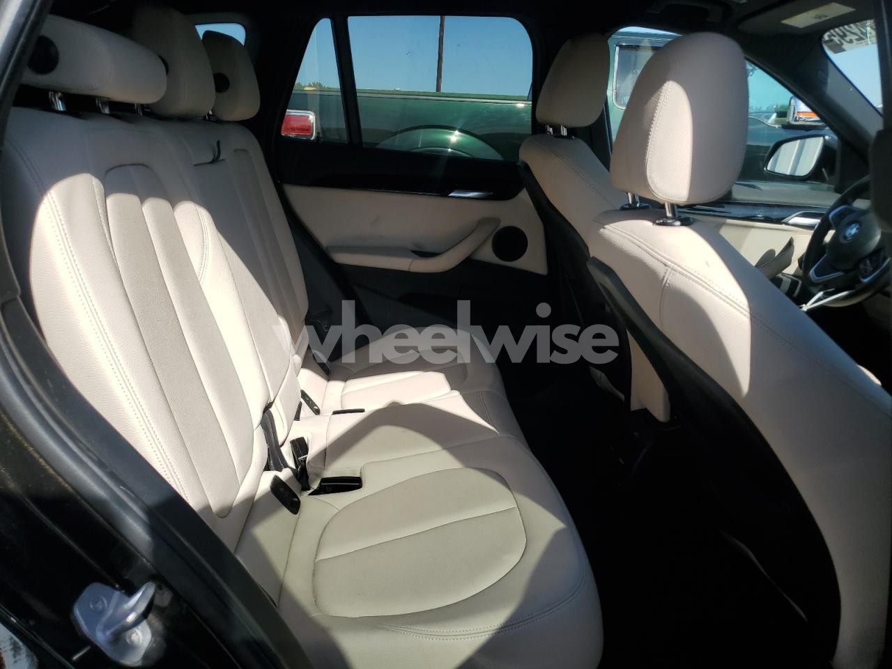 Photo 10 of 2018 BMW X1 XDRIVE28I N/A (VIN WBXHT3C3XJ5L29586)