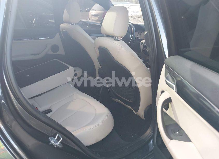 Photo 8 of 2018 Bmw X1 SDRIVE28I (VIN WBXHU7C39J3H43266)