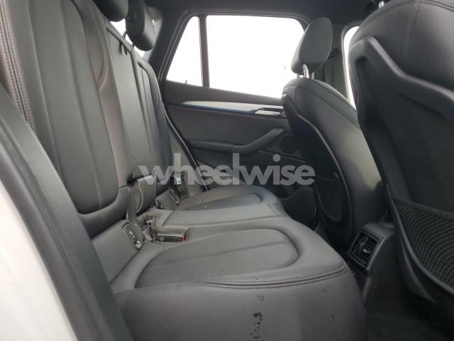 Photo 2 of 2021 BMW X1 XDRIVE28I N/A (VIN WBXJG9C09M3M40127)