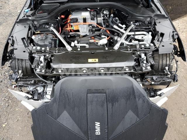 Photo 2 of 2025 BMW I5 XDRIVE 40 (VIN WBY13HG08SCT71584)