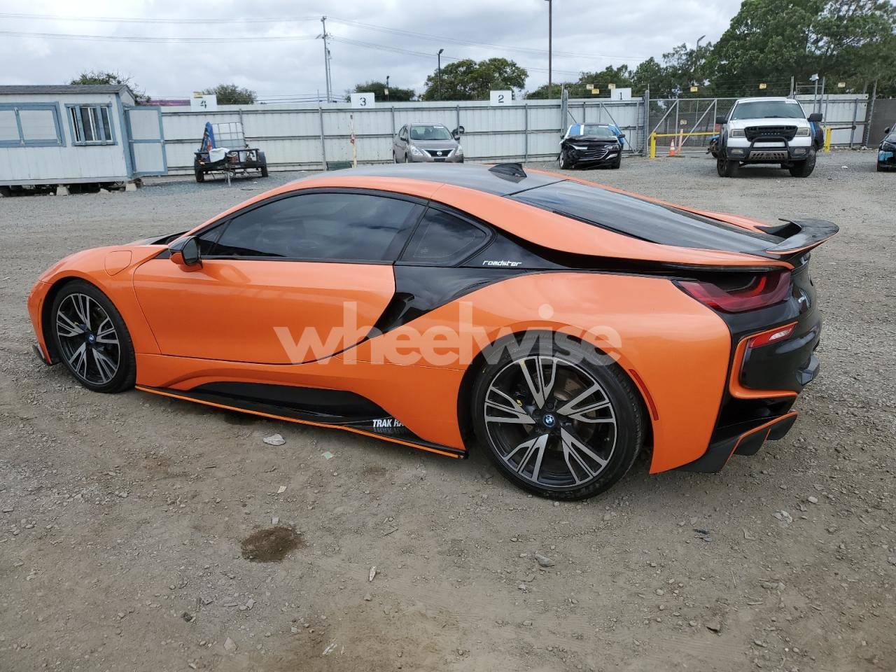 Photo 2 of 2016 BMW I8 (VIN WBY2Z2C51GV675742)