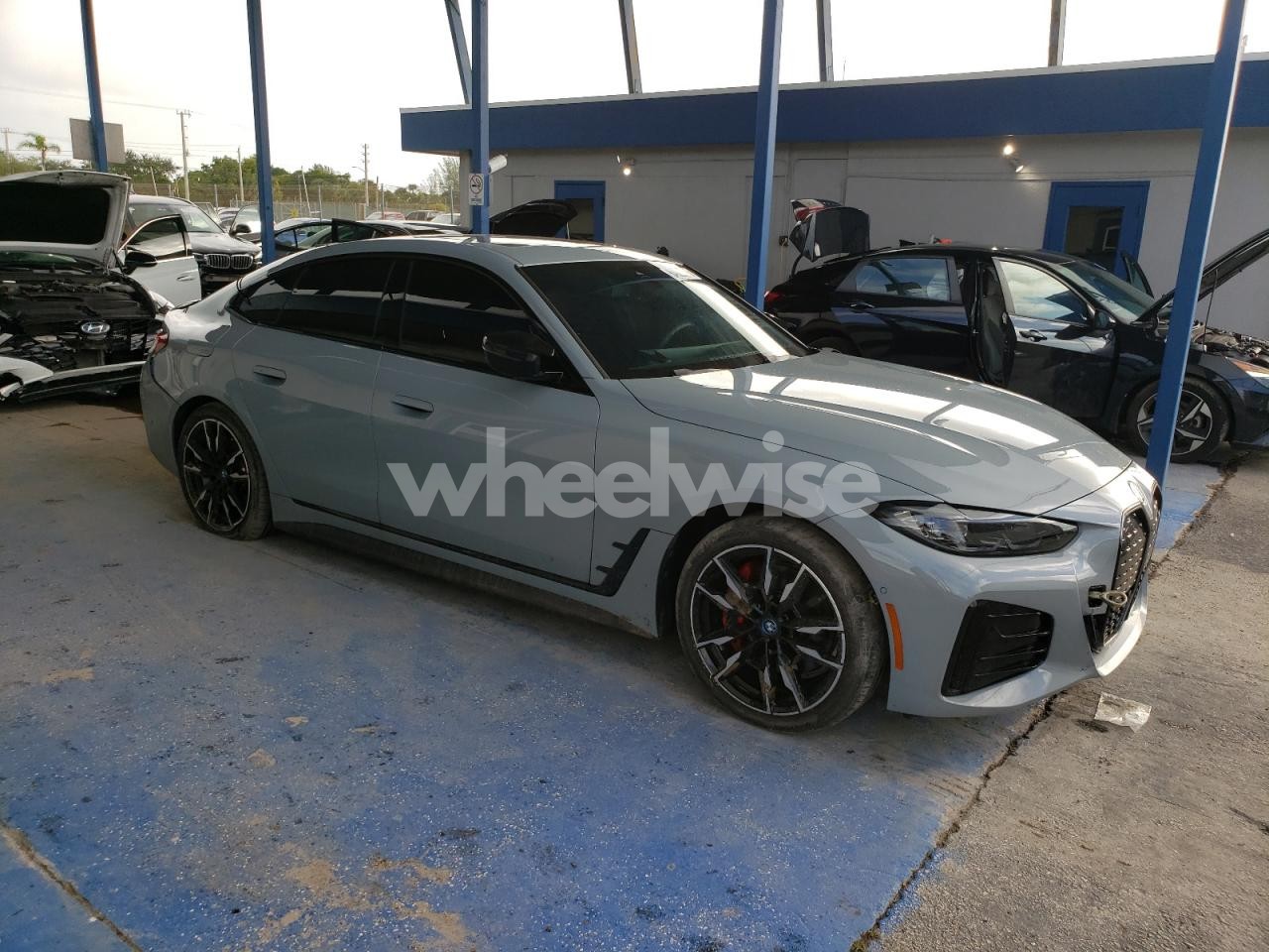 Photo 4 of 2024 BMW I4 M50 (VIN WBY33AW0XRFS38108)
