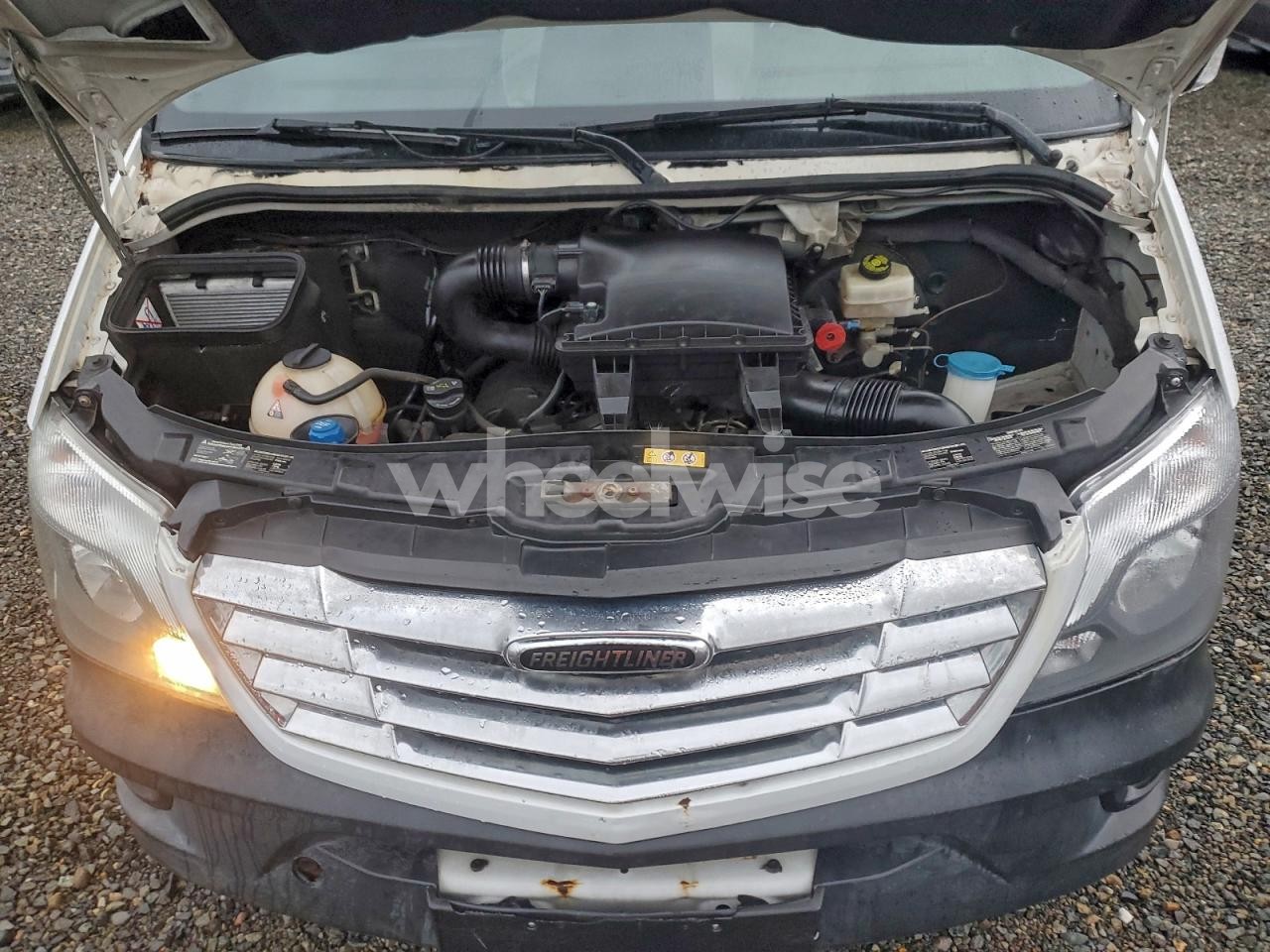 Photo 12 of 2015 FREIGHTLINER SPRINTER 2500 (VIN WCDPE7CCXF5996291)