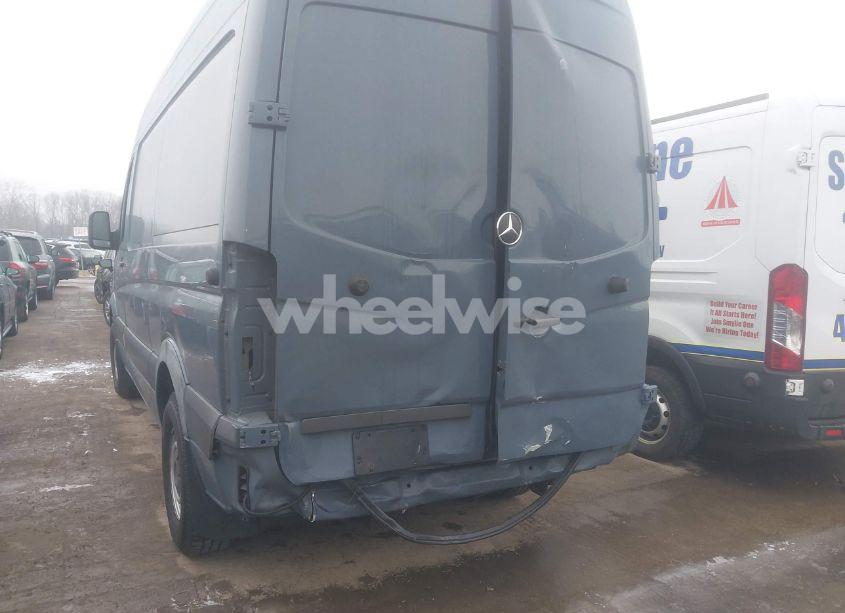 Photo 6 of 2018 Mercedes-benz Sprinter 2500 STANDARD ROOF V6 (VIN WD3PE7CD6JP626565)
