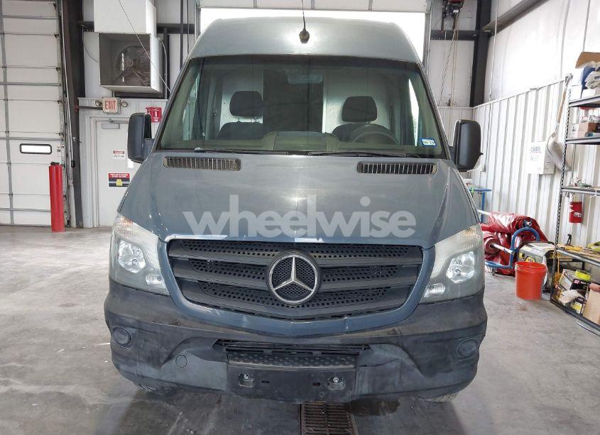 Photo 12 of 2018 Mercedes-benz Sprinter 2500 STANDARD ROOF V6 (VIN WD3PE7CD6JP632401)