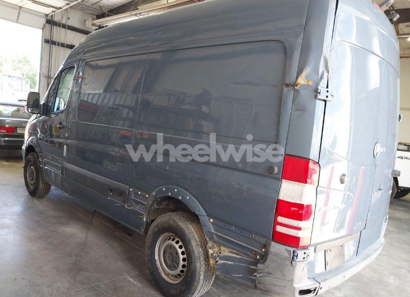 Photo 3 of 2018 Mercedes-benz Sprinter 2500 STANDARD ROOF V6 (VIN WD3PE7CD6JP632401)