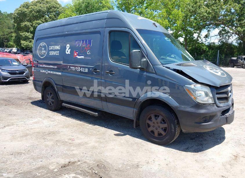 2018 Mercedes-benz Sprinter 2500 STANDARD ROOF V6 (VIN WD3PE7CD9JP640248) main photo