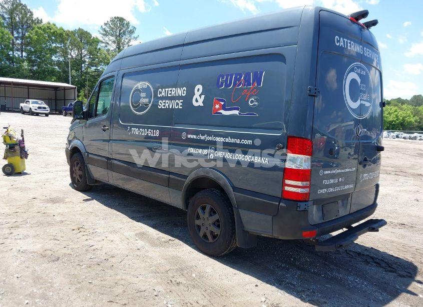 Photo 3 of 2018 Mercedes-benz Sprinter 2500 STANDARD ROOF V6 (VIN WD3PE7CD9JP640248)