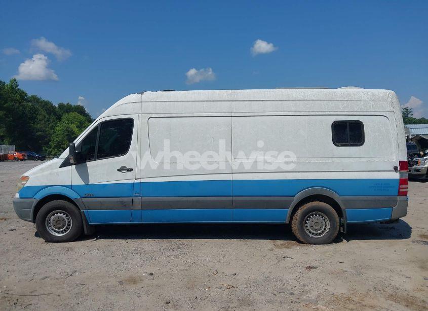 Photo 14 of 2010 Mercedes-benz Sprinter VAN 2500 HIGH ROOF (VIN WD3PE8CC0A5430498)