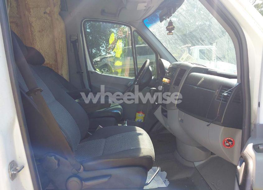 Photo 5 of 2010 Mercedes-benz Sprinter VAN 2500 HIGH ROOF (VIN WD3PE8CC0A5430498)