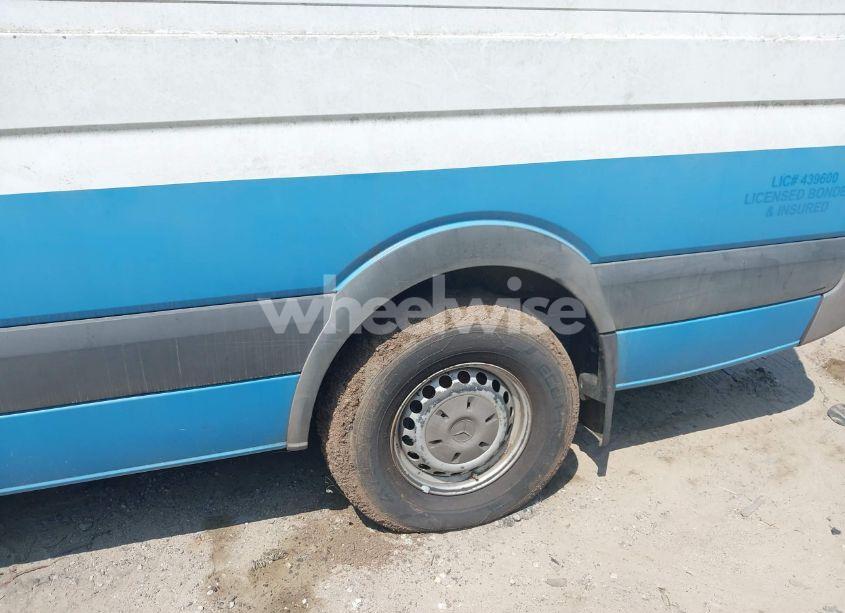 Photo 6 of 2010 Mercedes-benz Sprinter VAN 2500 HIGH ROOF (VIN WD3PE8CC0A5430498)