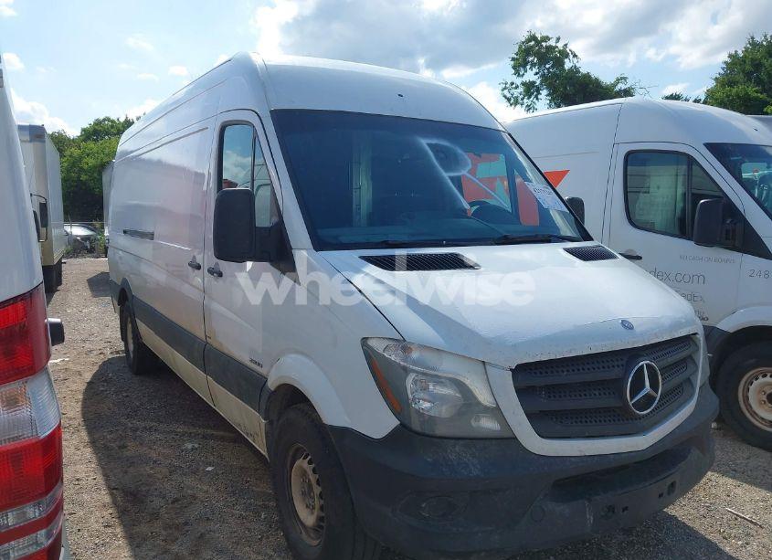 2015 Mercedes-benz Sprinter 2500 HIGH ROOF (VIN WD3PE8DB5FP125483) main photo
