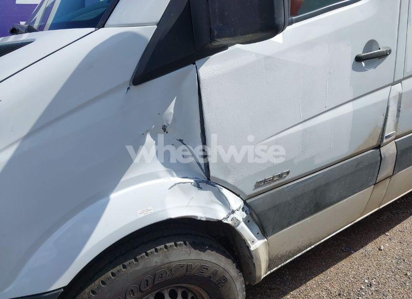 Photo 6 of 2015 Mercedes-benz Sprinter 2500 HIGH ROOF (VIN WD3PE8DB5FP125483)