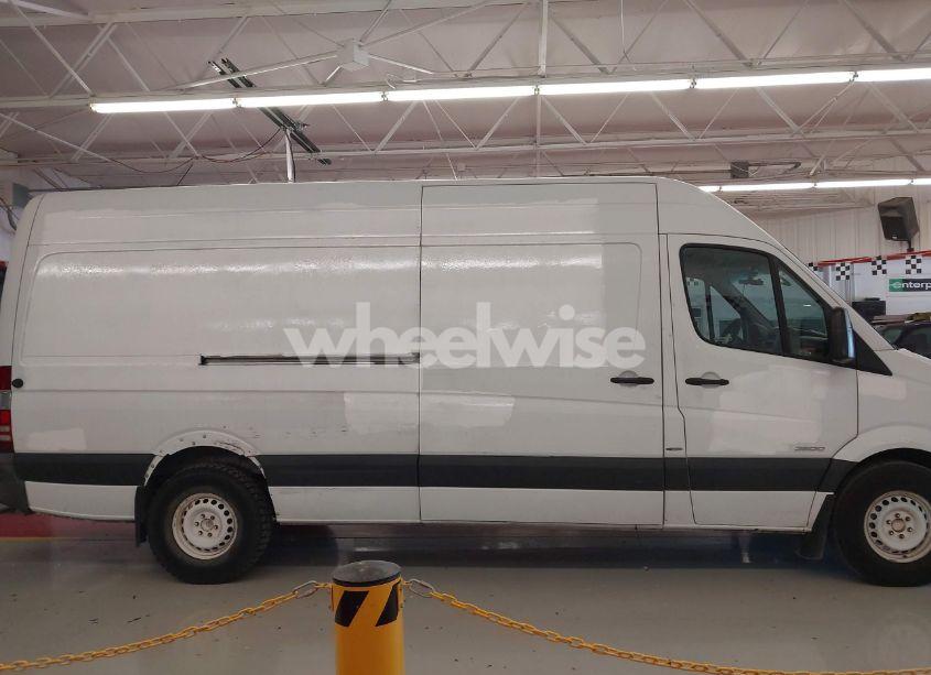 Photo 13 of 2015 Mercedes-benz Sprinter 2500 HIGH ROOF (VIN WD3PE8DB8FP136431)