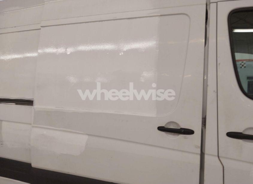 Photo 21 of 2015 Mercedes-benz Sprinter 2500 HIGH ROOF (VIN WD3PE8DB8FP136431)