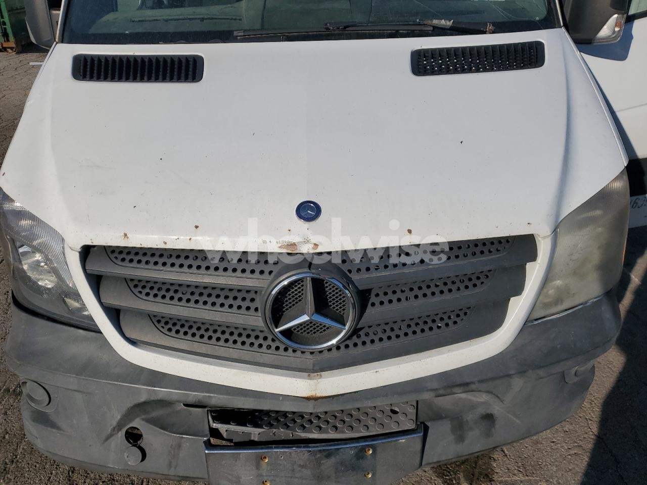 Photo 12 of 2014 MERCEDES BENZ SPRINTER DELIVERY TRUCK (VIN WD3PE8DC7E5832622)