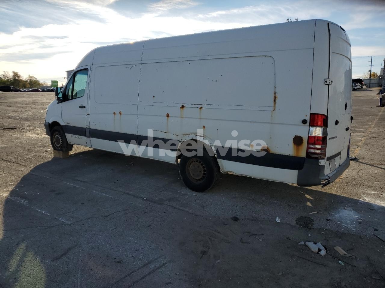 Photo 2 of 2014 MERCEDES BENZ SPRINTER DELIVERY TRUCK (VIN WD3PE8DC7E5832622)