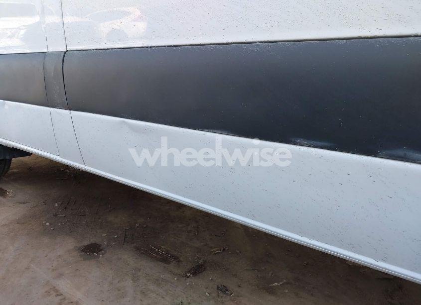 Photo 6 of 2019 Mercedes-benz Sprinter 2500 (VIN WD3PF0CD5KP037660)