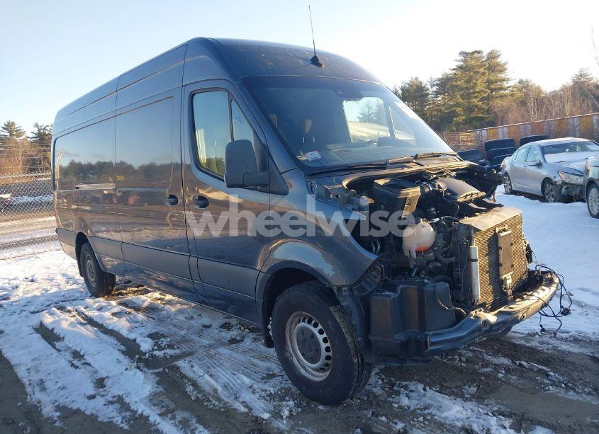 2019 Mercedes-benz Sprinter 2500 HIGH ROOF V6 (VIN WD3PF1CD2KP089477) main photo