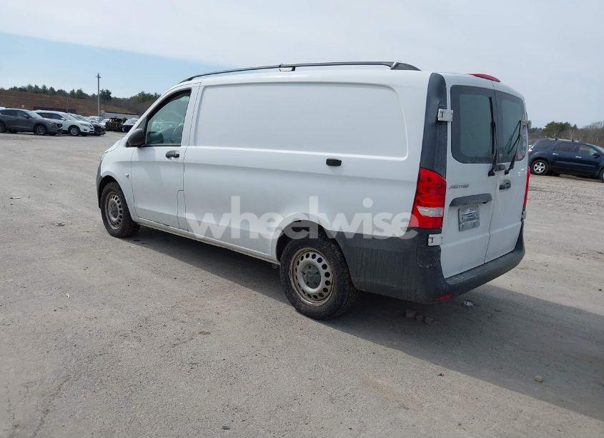 Photo 3 of 2016 Mercedes-benz Metris (VIN WD3PG2EA1G3118424)