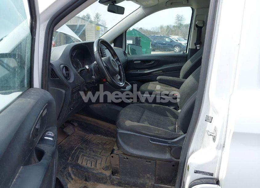 Photo 5 of 2016 Mercedes-benz Metris (VIN WD3PG2EA1G3118424)