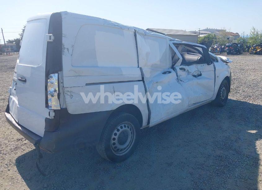 Photo 4 of 2017 Mercedes-benz Metris N/A (VIN WD3PG2EA5H3224490)
