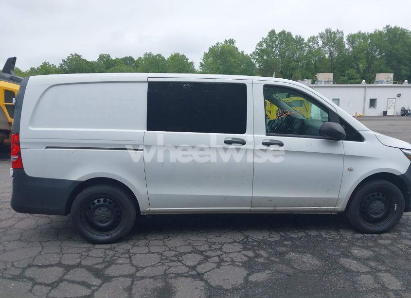 Photo 13 of 2019 Mercedes-benz Metris (VIN WD3PG2EA7K3526922)